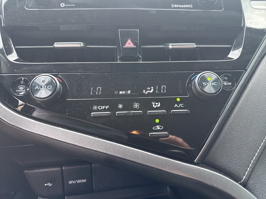 Used 2023 Toyota Camry SE FWD image 25