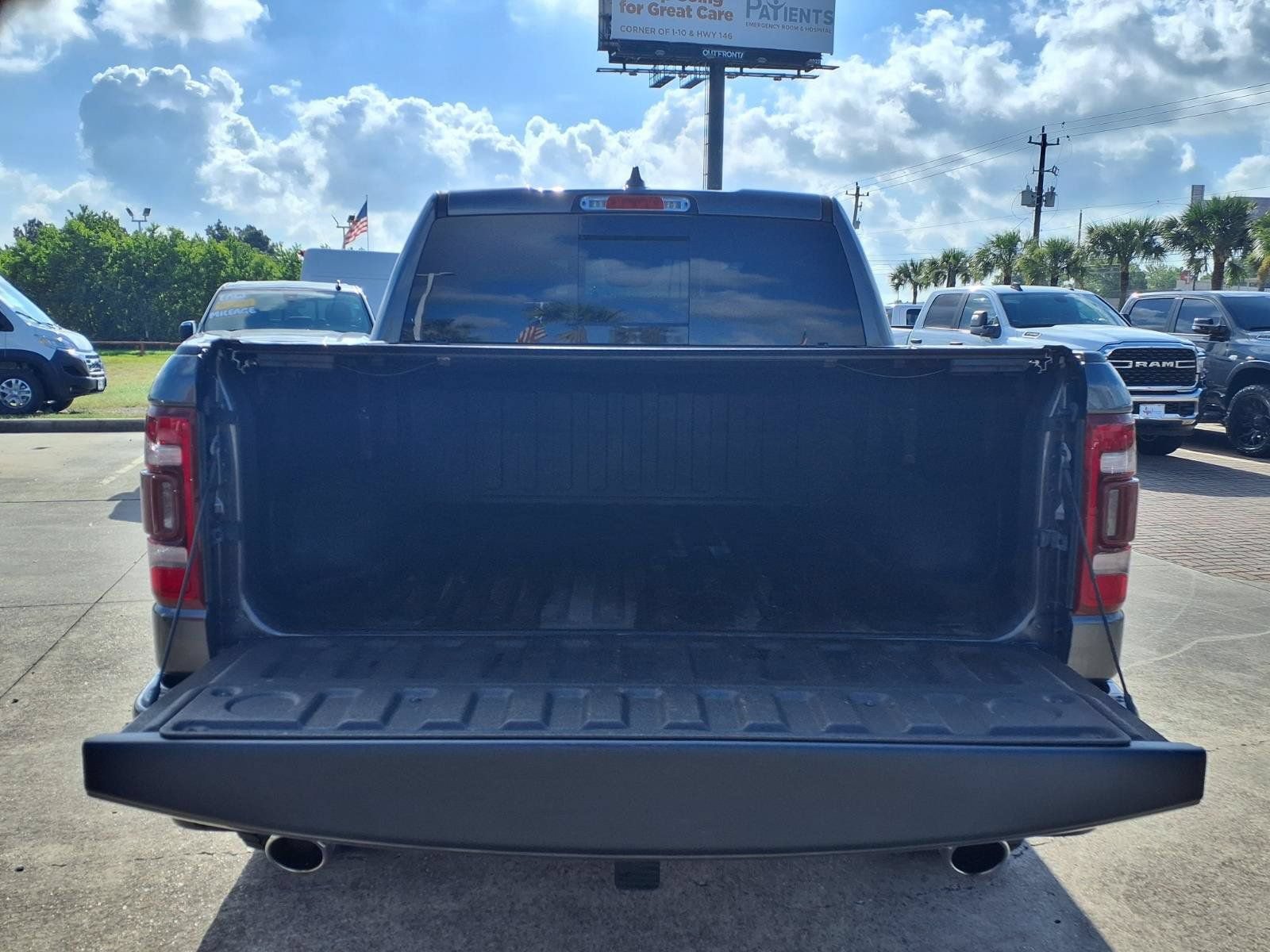 Used 2022 RAM 1500 Laramie w/ Laramie Southwest Edition AWD/4WD image 7