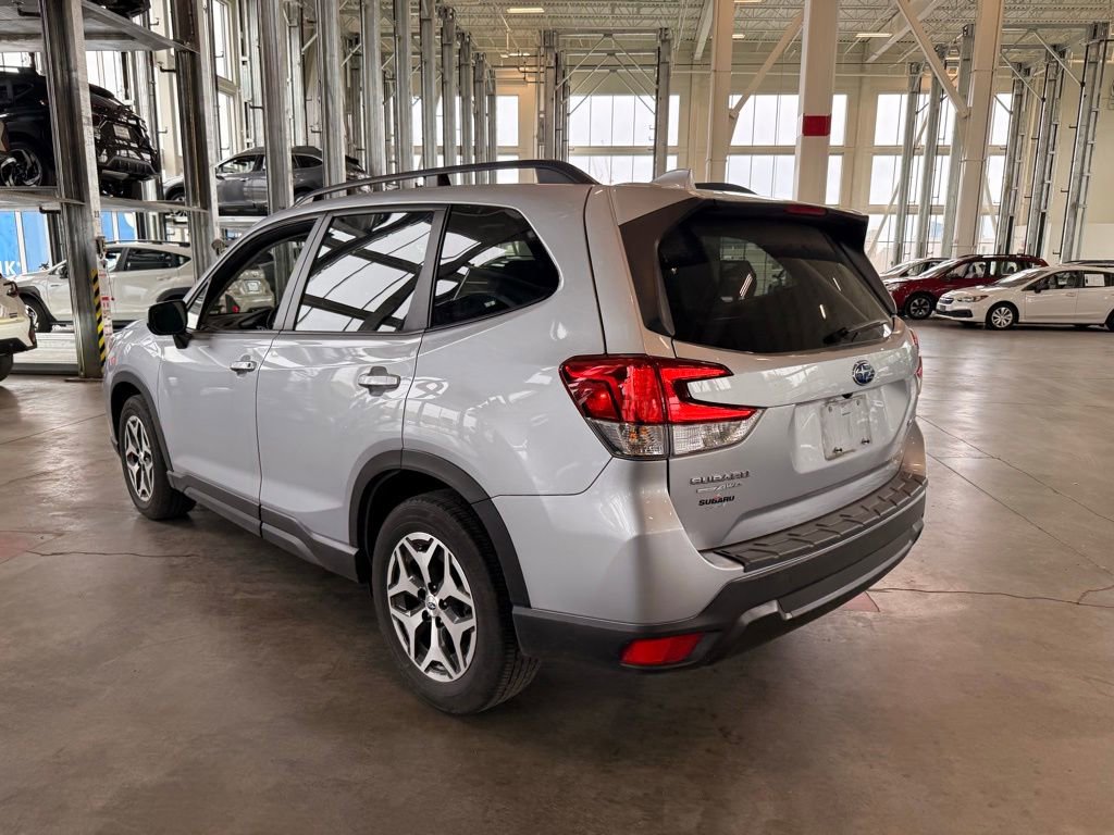 Used 2021 Subaru Forester Premium w/ Popular Package #1 AWD/4WD image 5
