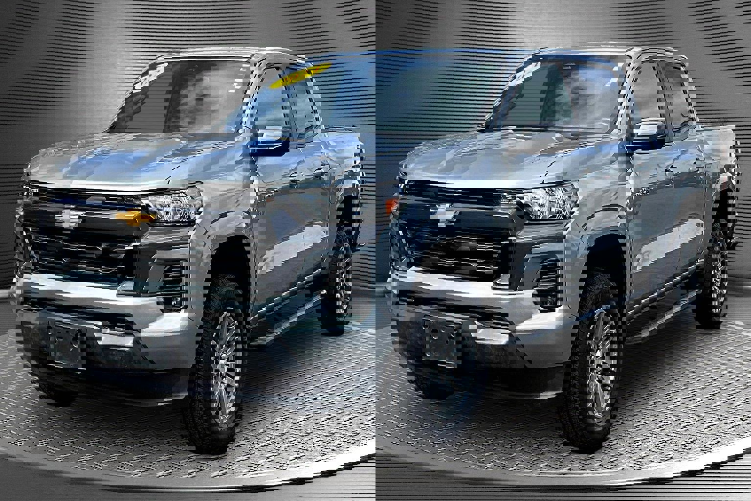 Used 2024 Chevrolet Colorado LT w/ LT Convenience Package image 3