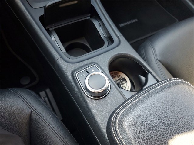 Used 2015 Mercedes-Benz CLA 250 image 23