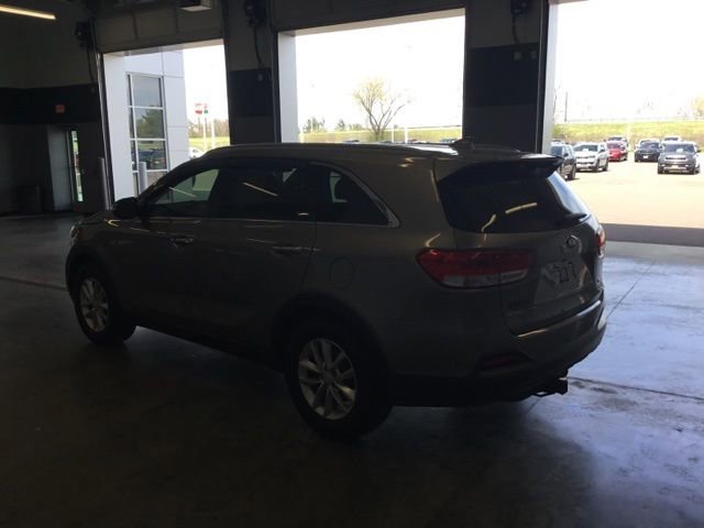 Used 2018 Kia Sorento LX FWD image 6