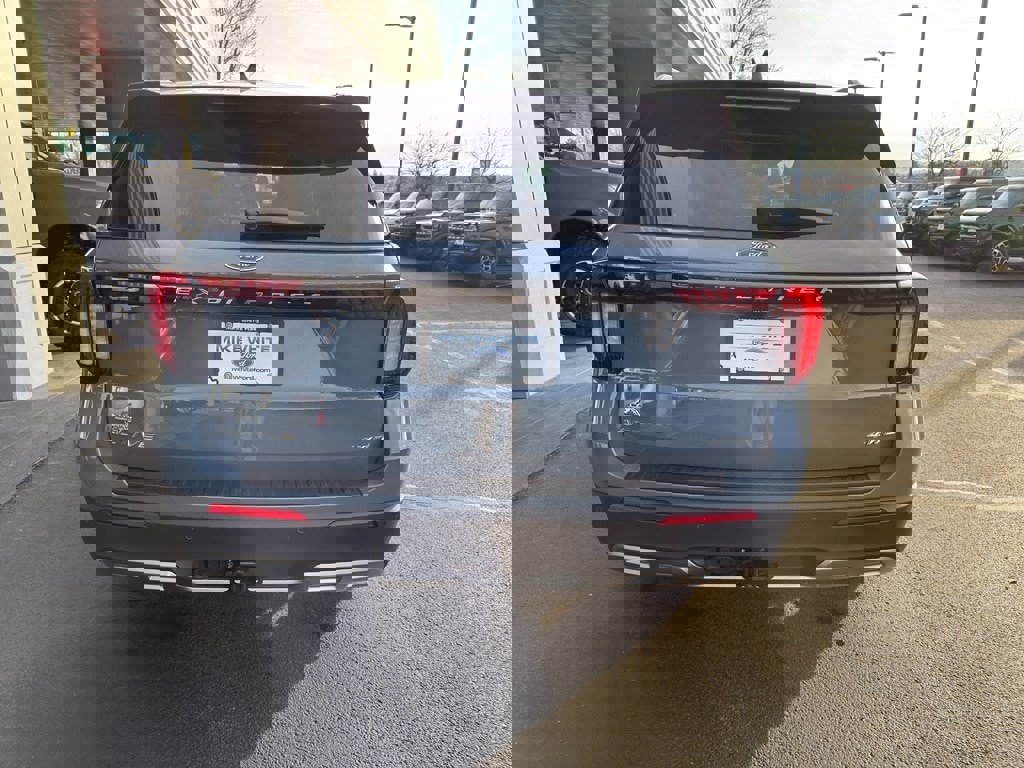 New 2026 Ford Explorer Active w/ Active Comfort Package image 5