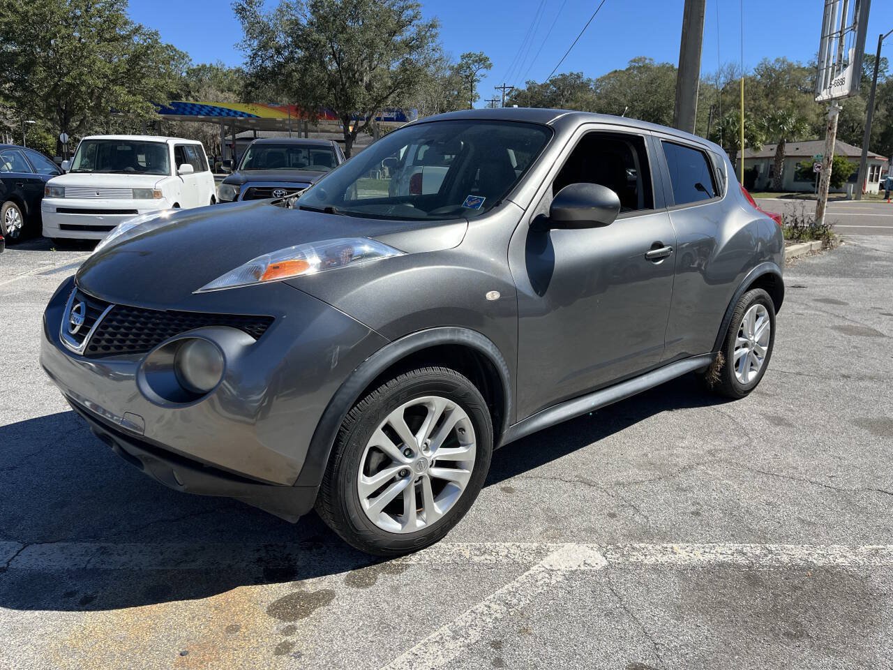 Used 2012 Nissan Juke SL FWD image 3
