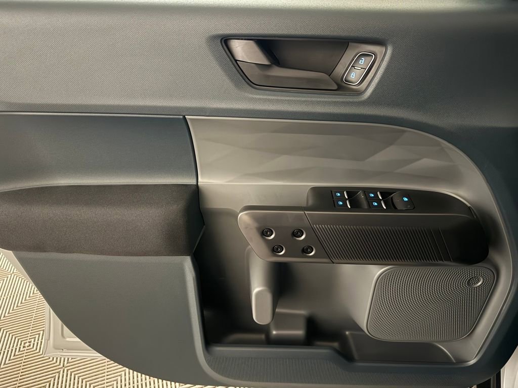 New 2026 Ford Maverick XL image 23