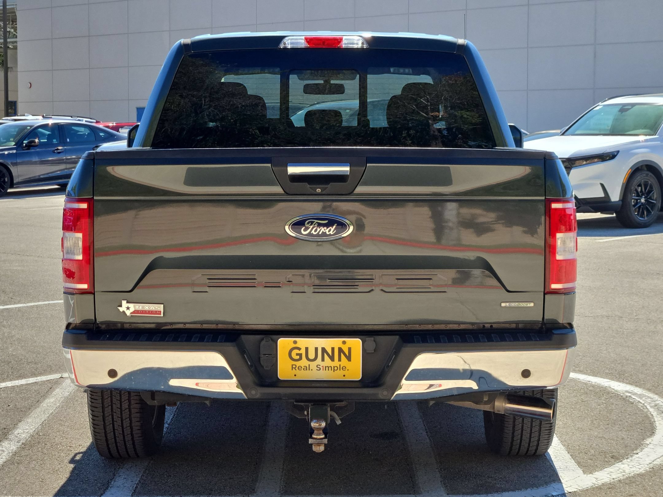 Used 2018 Ford F150 XLT w/ Equipment Group 302A Luxury RWD image 4