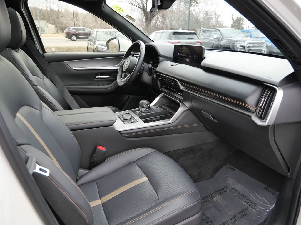 Used 2024 MAZDA CX-90 3.3 Turbo w/ Premium Plus Pkg AWD/4WD image 17
