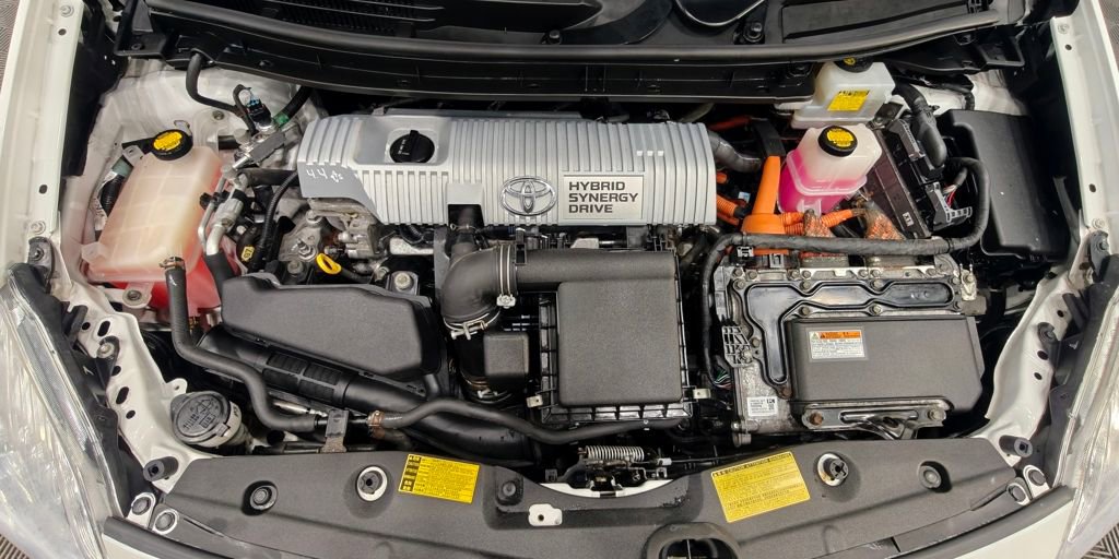 Used 2013 Toyota Prius Two image 33