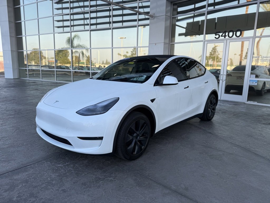 Used 2024 Tesla Model Y 2WD