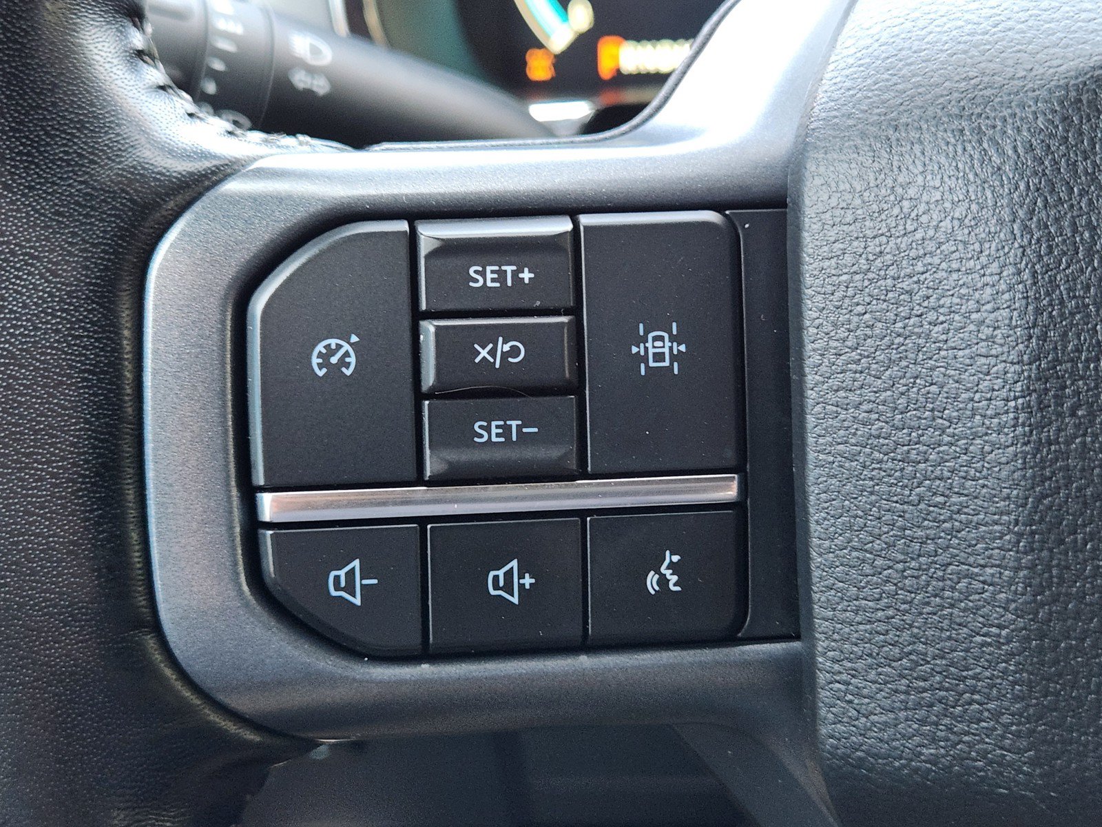 Used 2023 Ford F150 Lariat AWD/4WD image 23