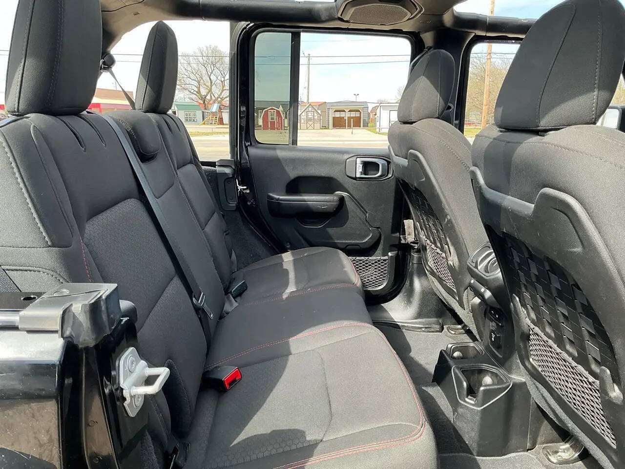 Used 2020 Jeep Wrangler Unlimited Rubicon AWD/4WD image 18