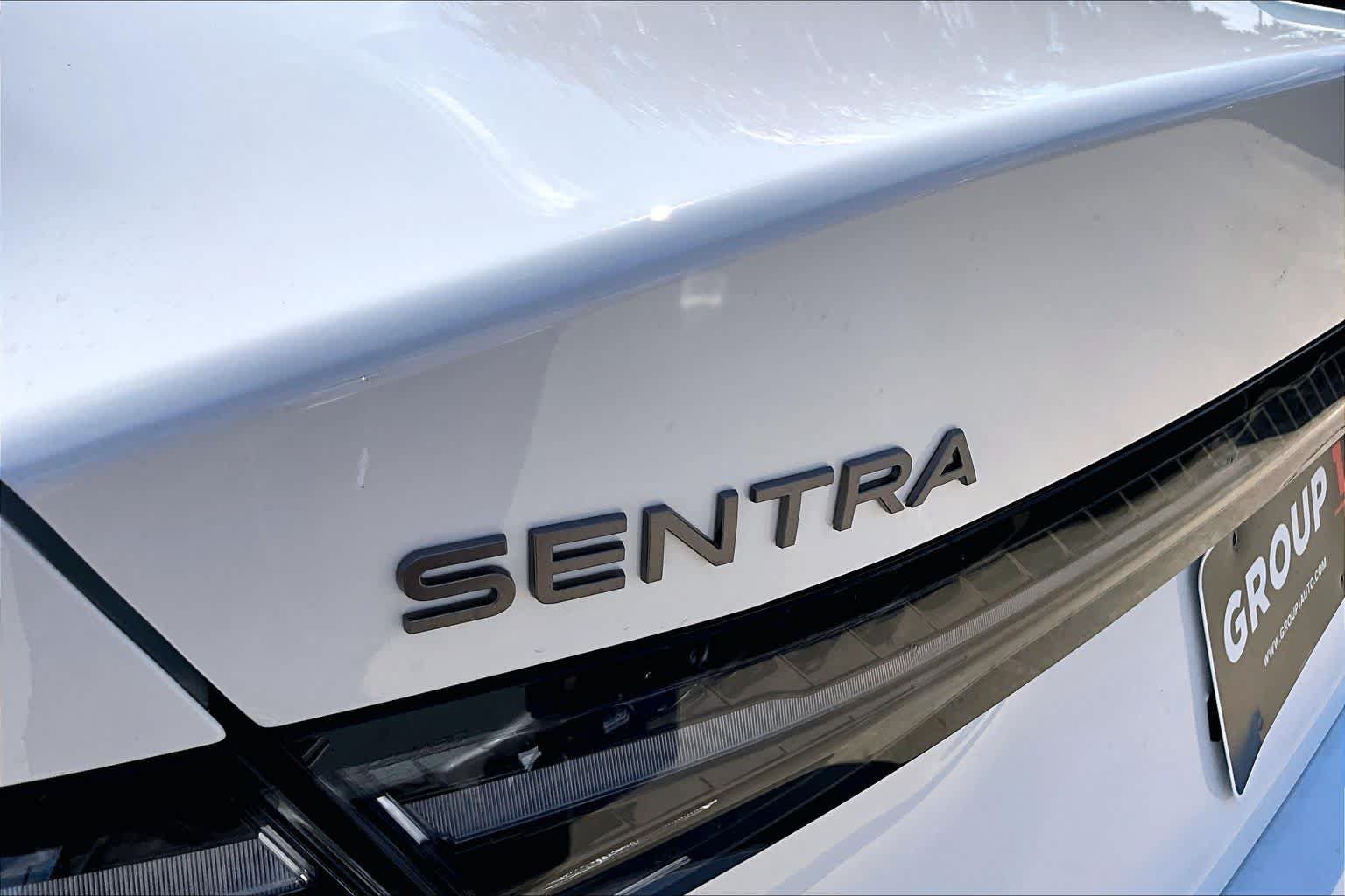 New 2027 Nissan Sentra S w/ Floor Mat Package FWD image 8