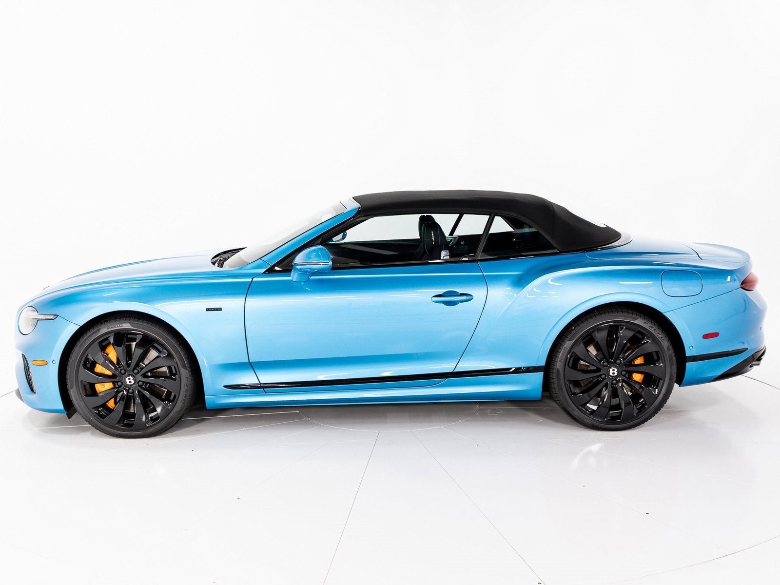New 2025 Bentley Continental GTC image 3