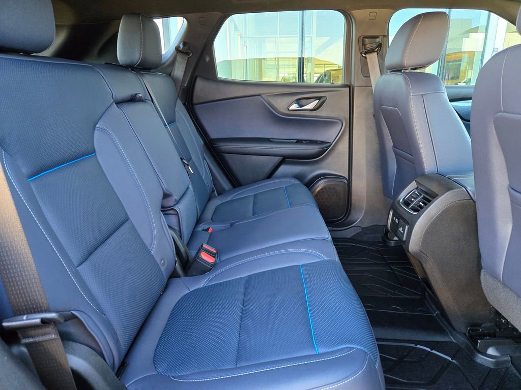 Used 2024 Chevrolet Blazer RS w/ Driver Confidence II Package image 31