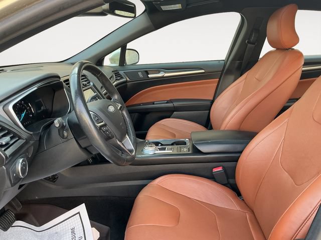 Used 2019 Ford Fusion Titanium FWD image 11
