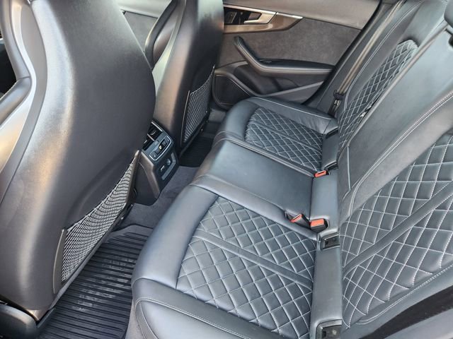 Used 2023 Audi S4 Prestige image 24