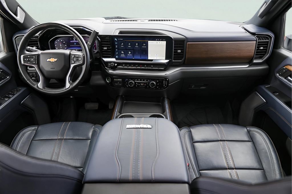 Certified 2024 Chevrolet Silverado 3500 High Country w/ High Country Premium Package image 29