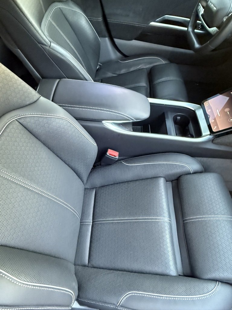 Used 2022 Lucid Air Grand Touring image 34