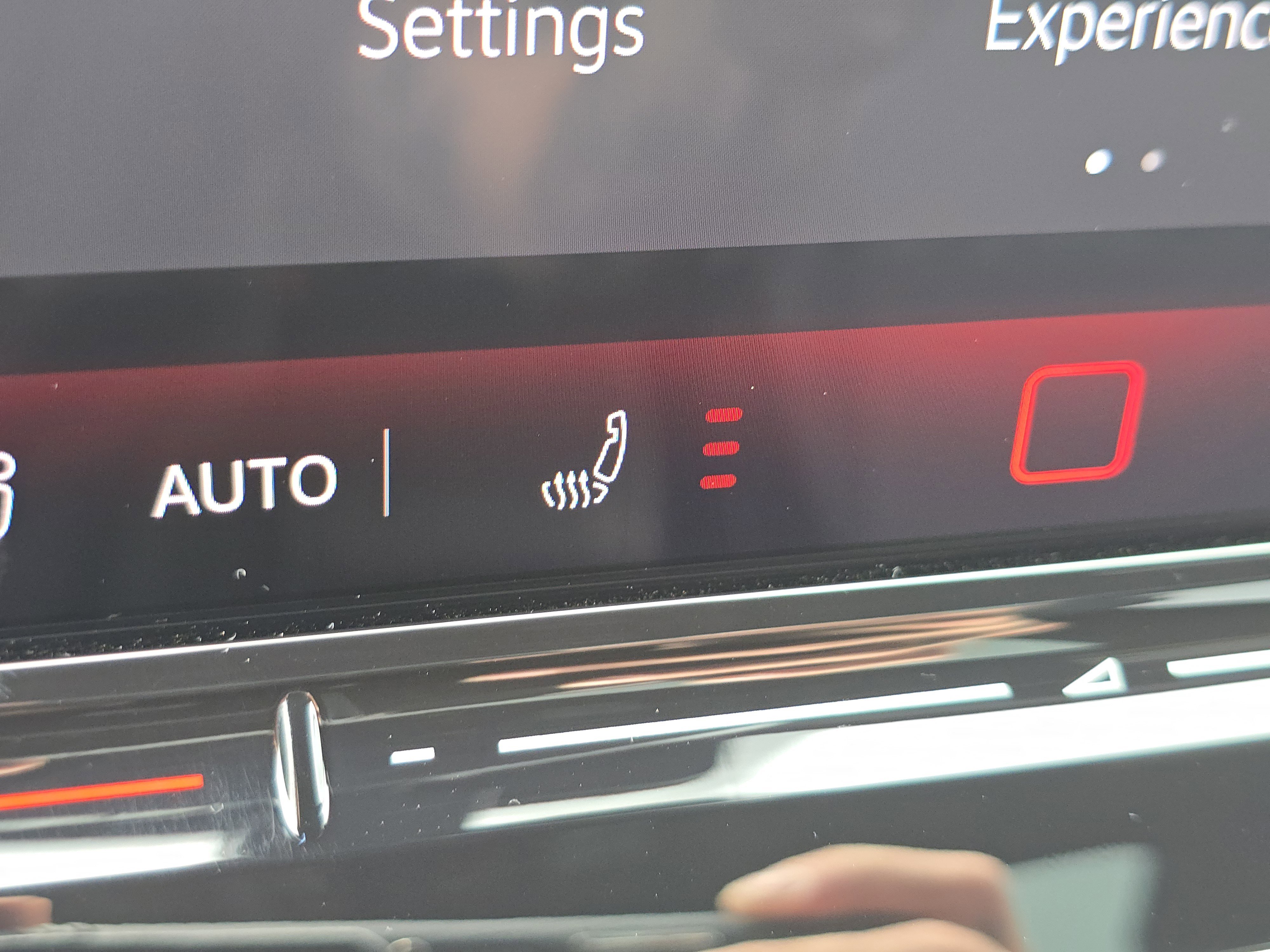 New 2026 Volkswagen Tiguan SE R-Line AWD/4WD image 10