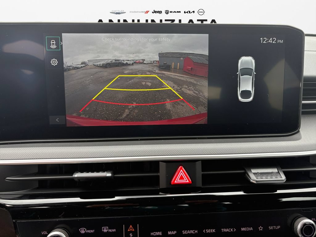 New 2025 Kia K5 LXS FWD image 11