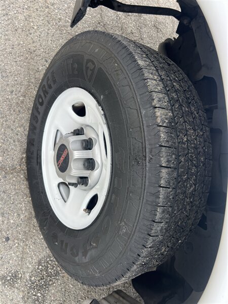 Used 2021 GMC Savana 3500 w/ Power Convenience Package RWD image 19