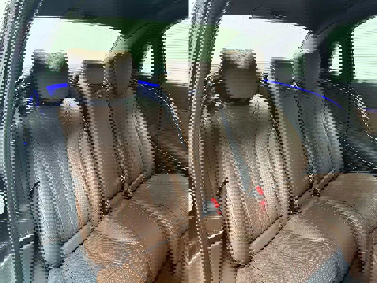 Used 2017 Mercedes-Benz Maybach S 550 4MATIC image 36