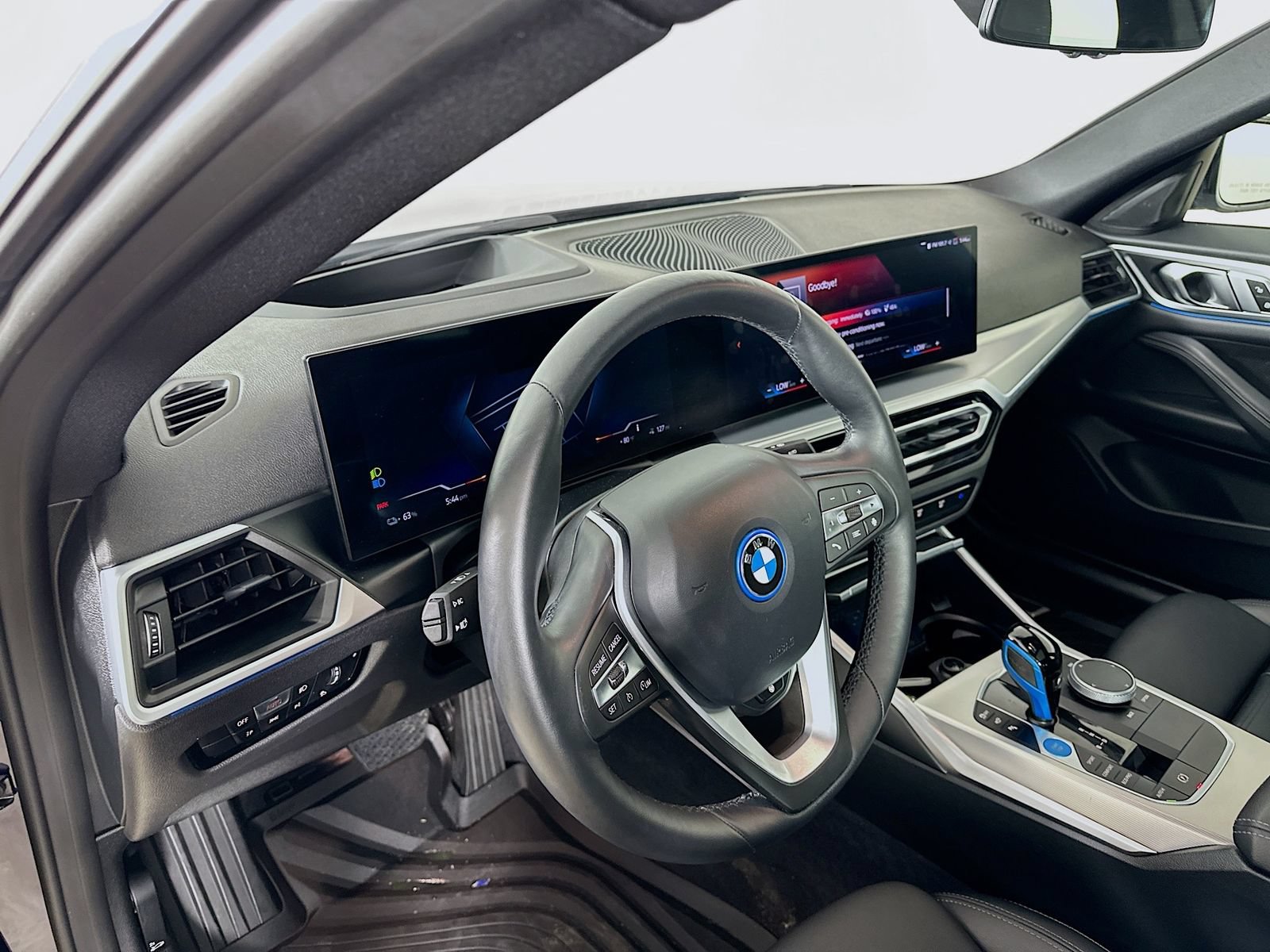 Used 2023 BMW i4 eDrive35 w/ Premium Package RWD image 31
