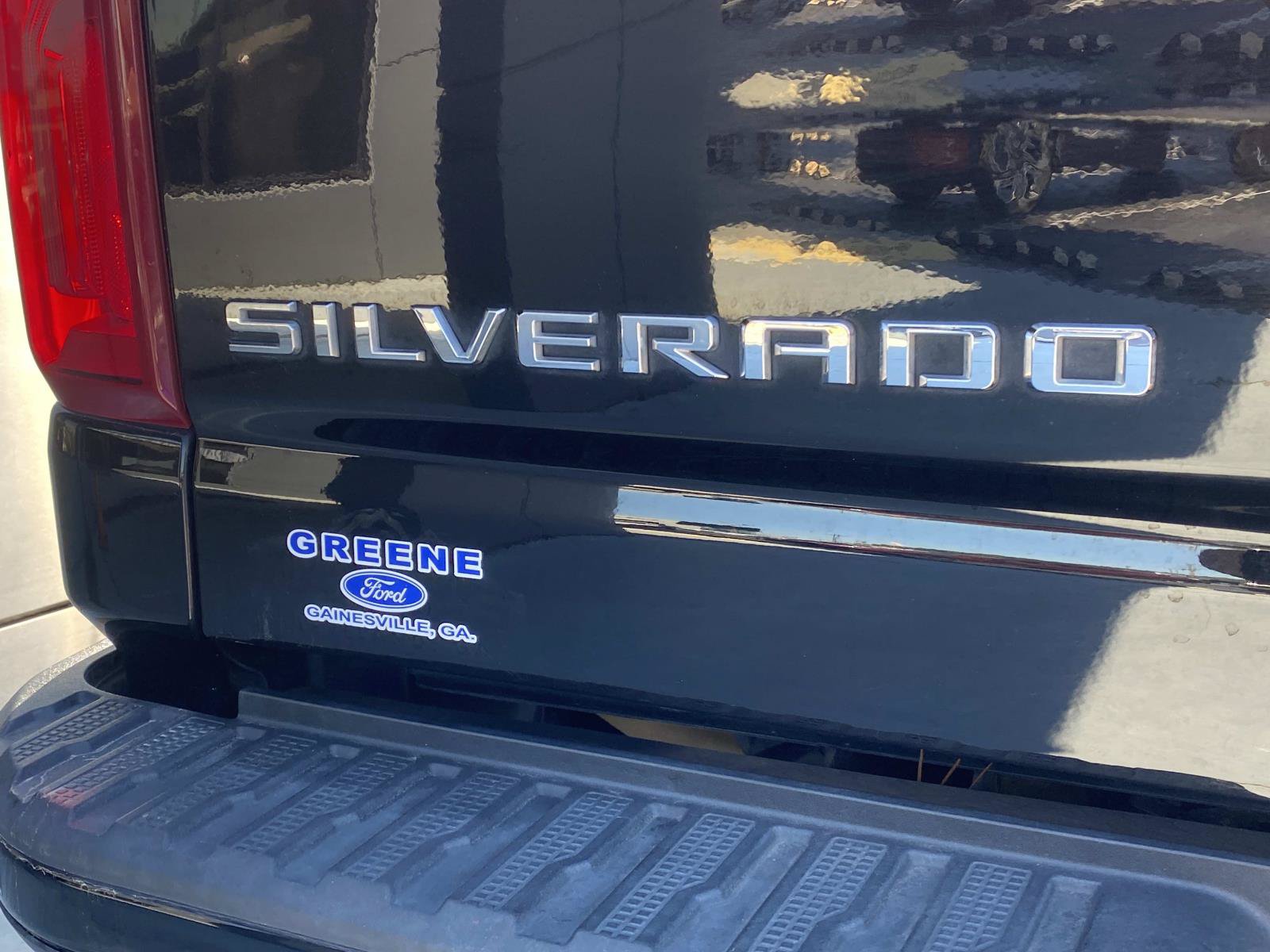 Used 2022 Chevrolet Silverado 3500 High Country AWD/4WD image 6