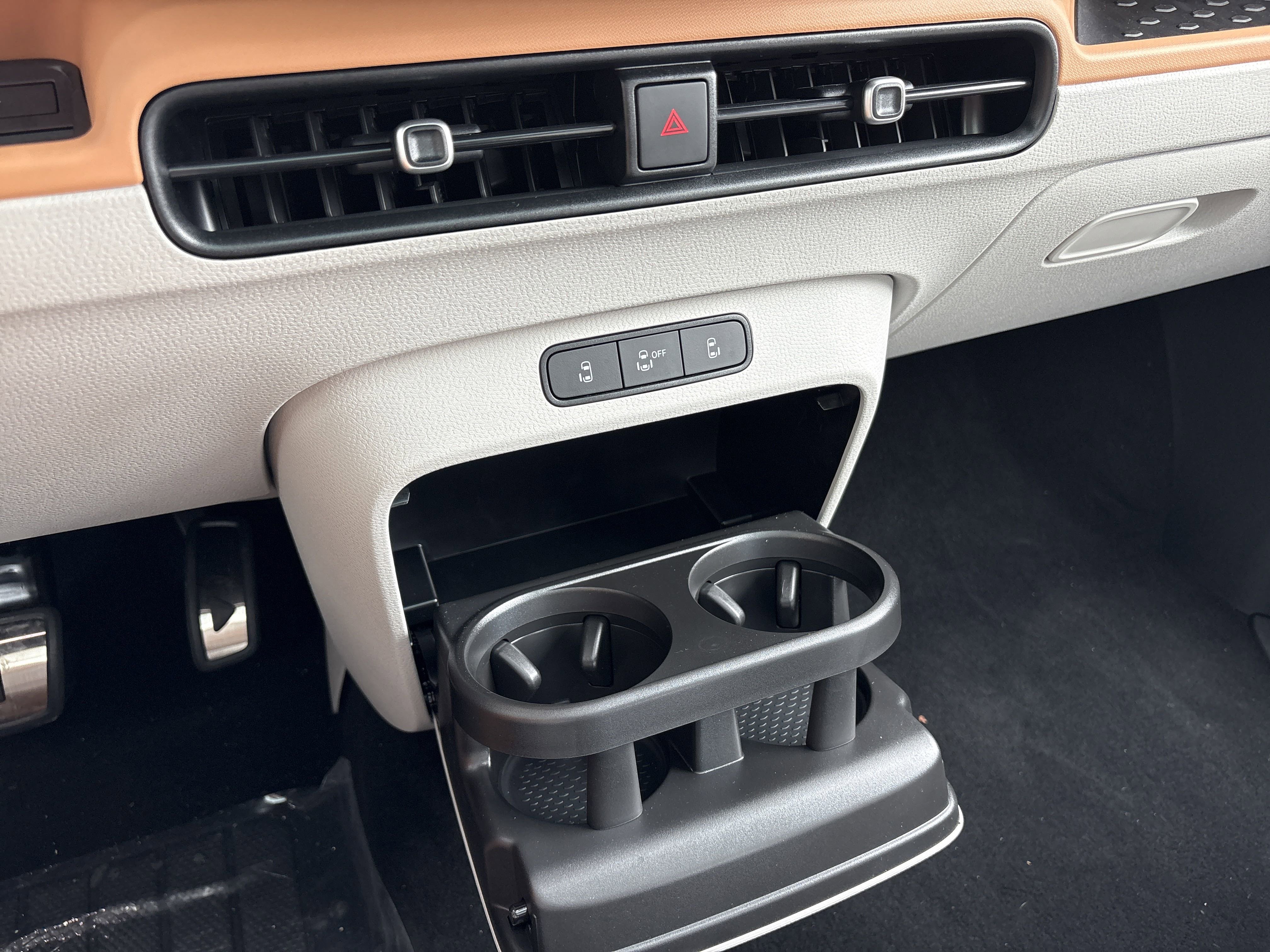 New 2025 Volkswagen ID. Buzz 1st Edition image 21