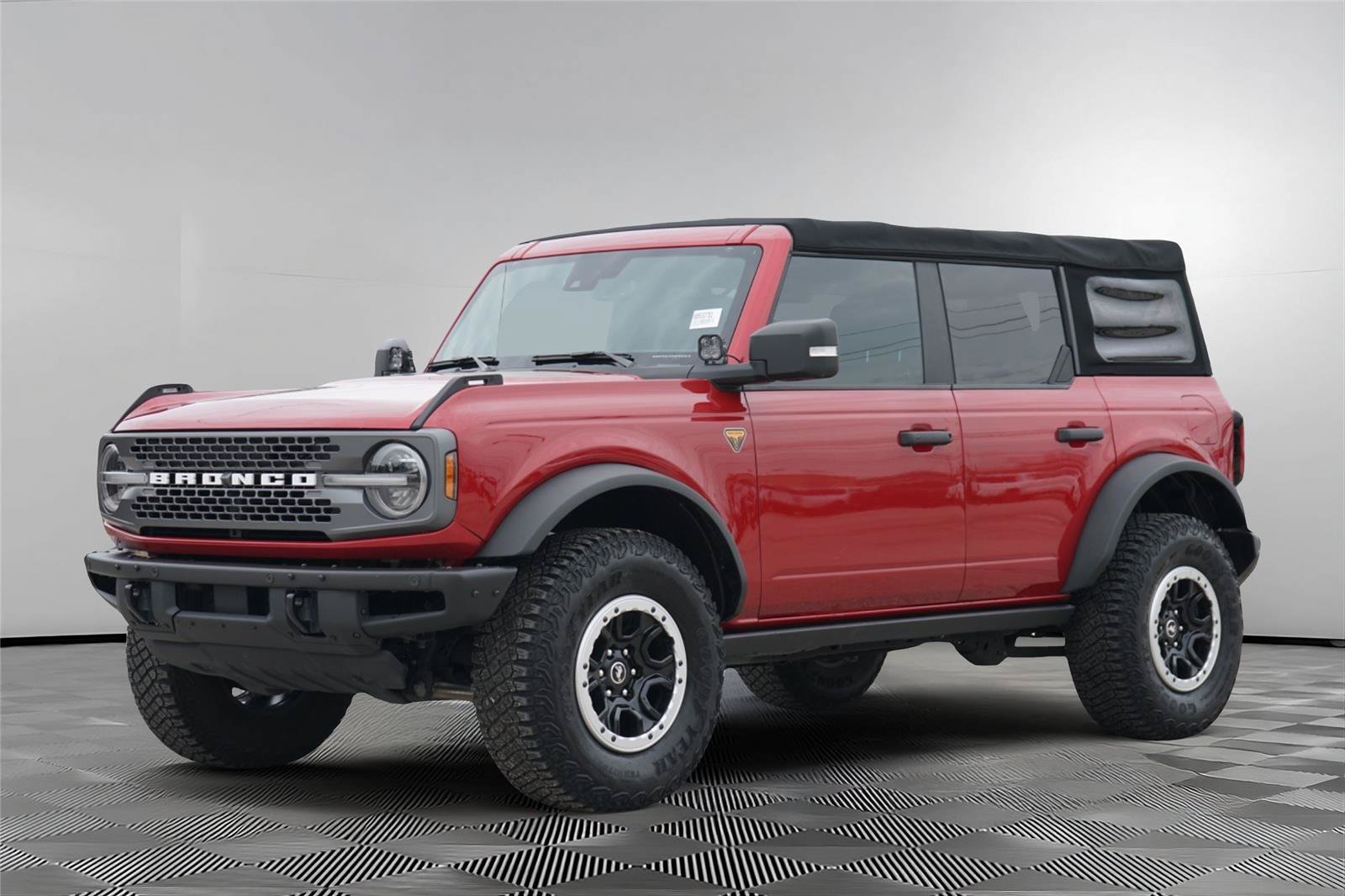Certified 2021 Ford Bronco Badlands AWD/4WD image 8