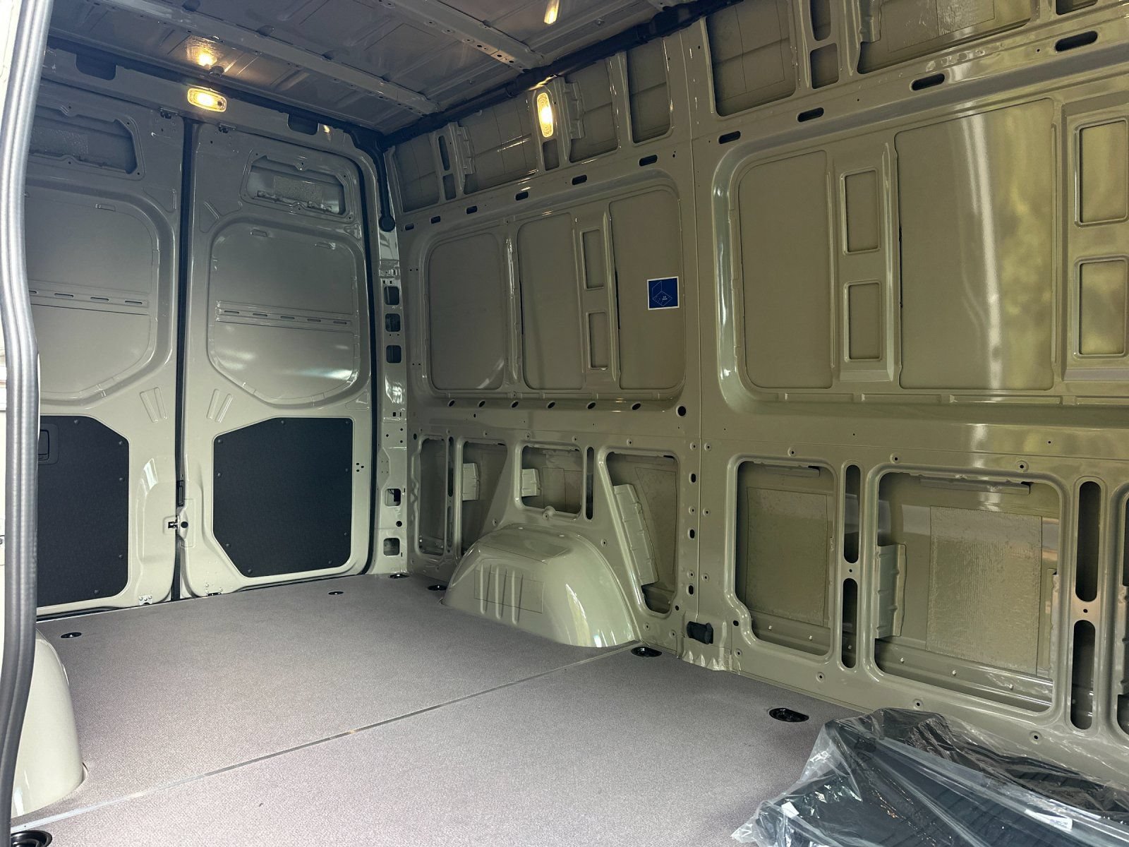 New 2026 Mercedes-Benz Sprinter 2500 image 15