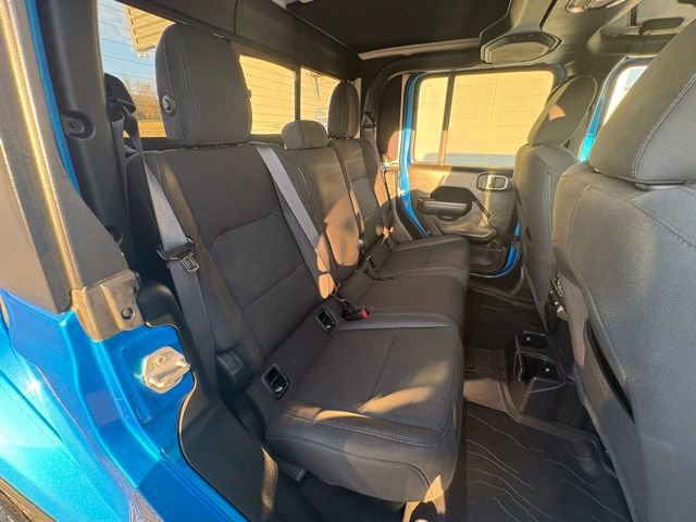 Used 2022 Jeep Gladiator Willys image 27