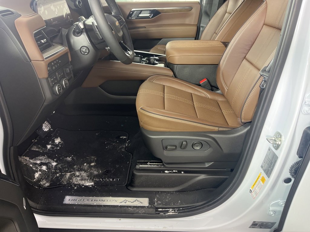 New 2026 Chevrolet Tahoe High Country image 12