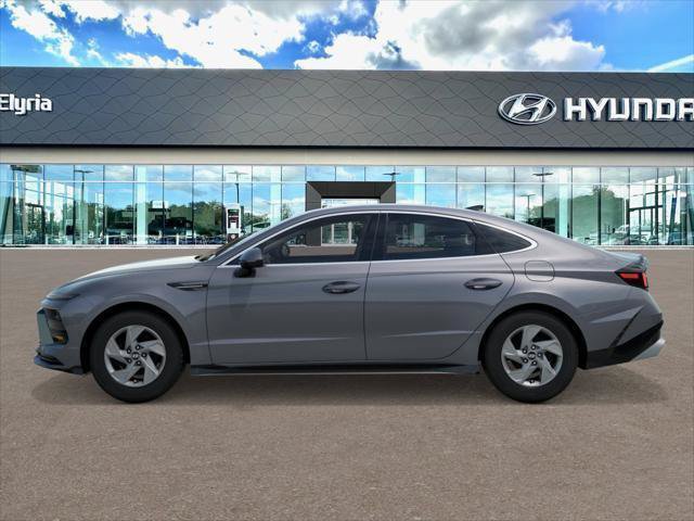 New 2026 Hyundai Sonata SE FWD image 3