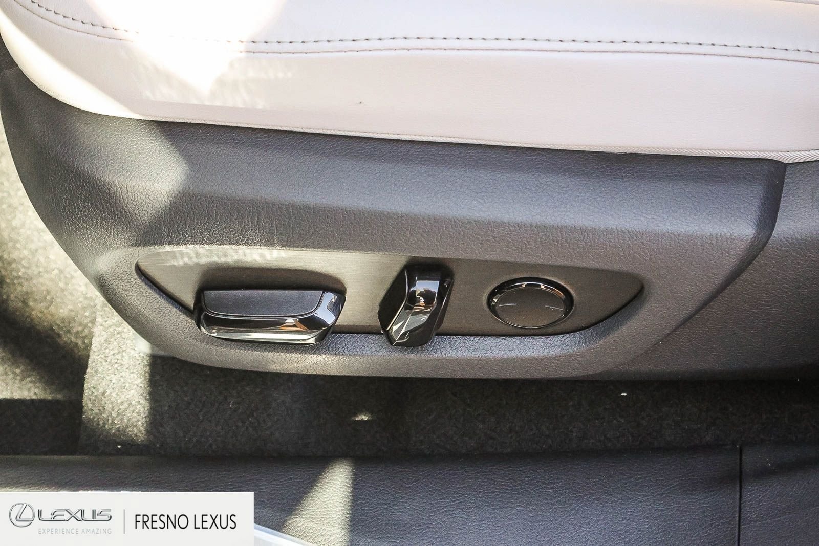 New 2026 Lexus RX 350 FWD image 21