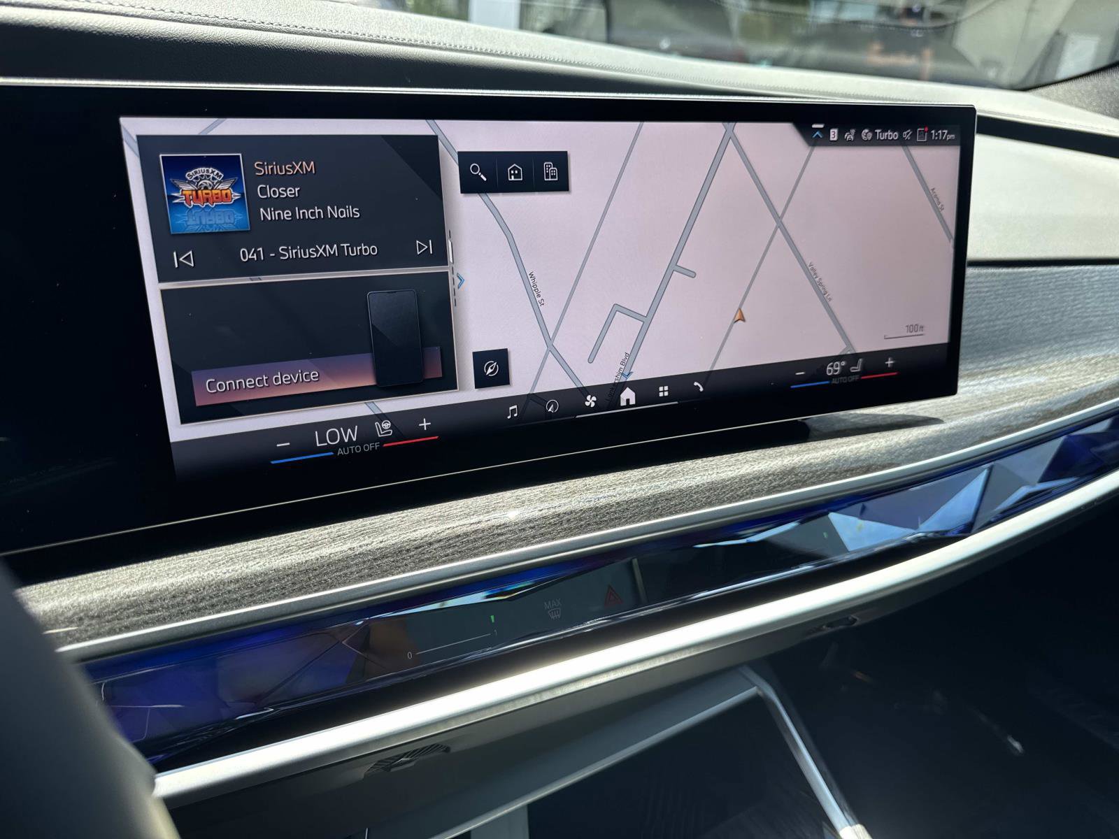 Used 2026 BMW 750e xDrive AWD/4WD image 16