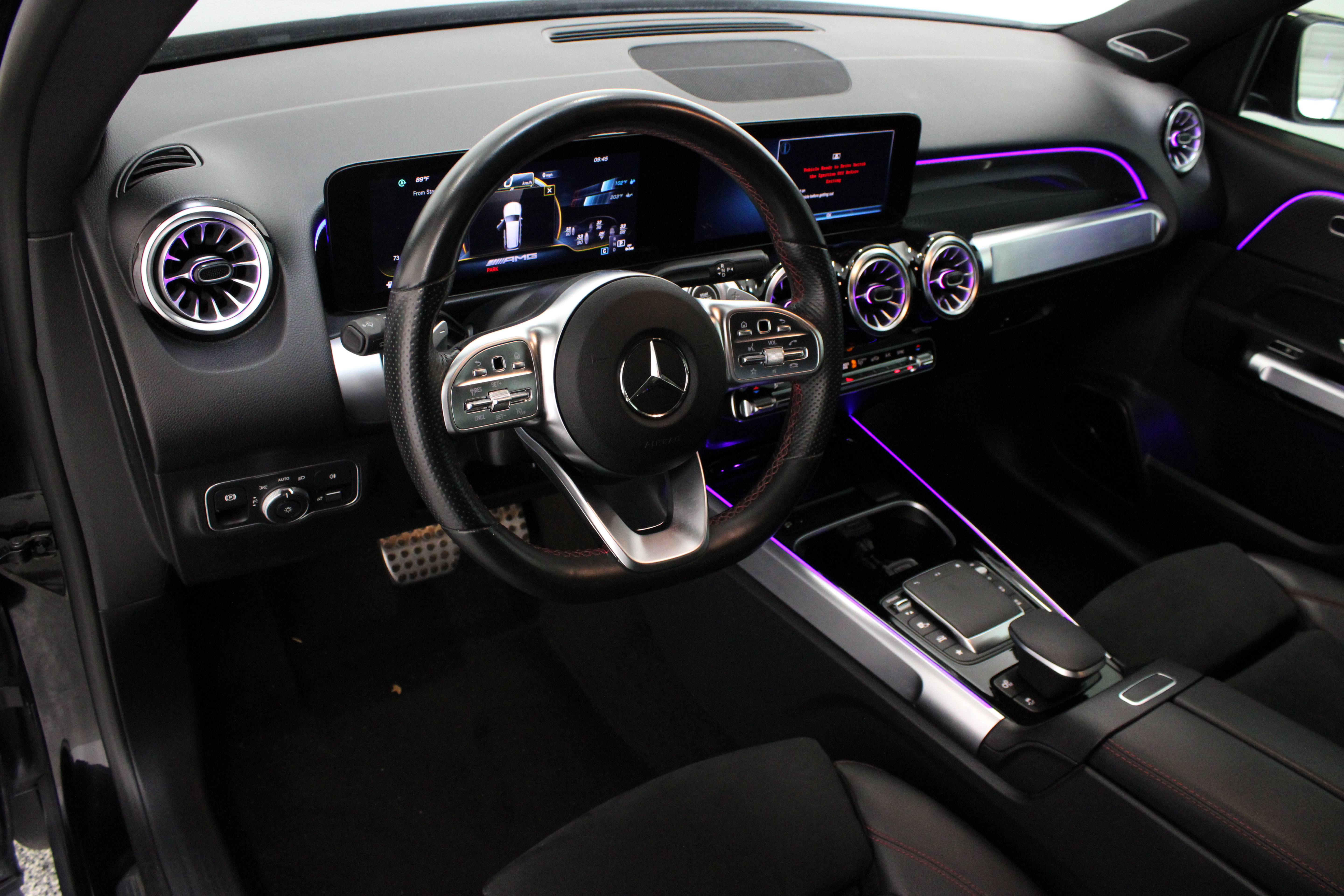 Used 2023 Mercedes-Benz GLB 35 AMG 4MATIC image 13