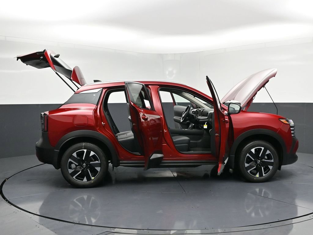 New 2026 Nissan Kicks SV w/ SV Premium Package AWD/4WD image 33