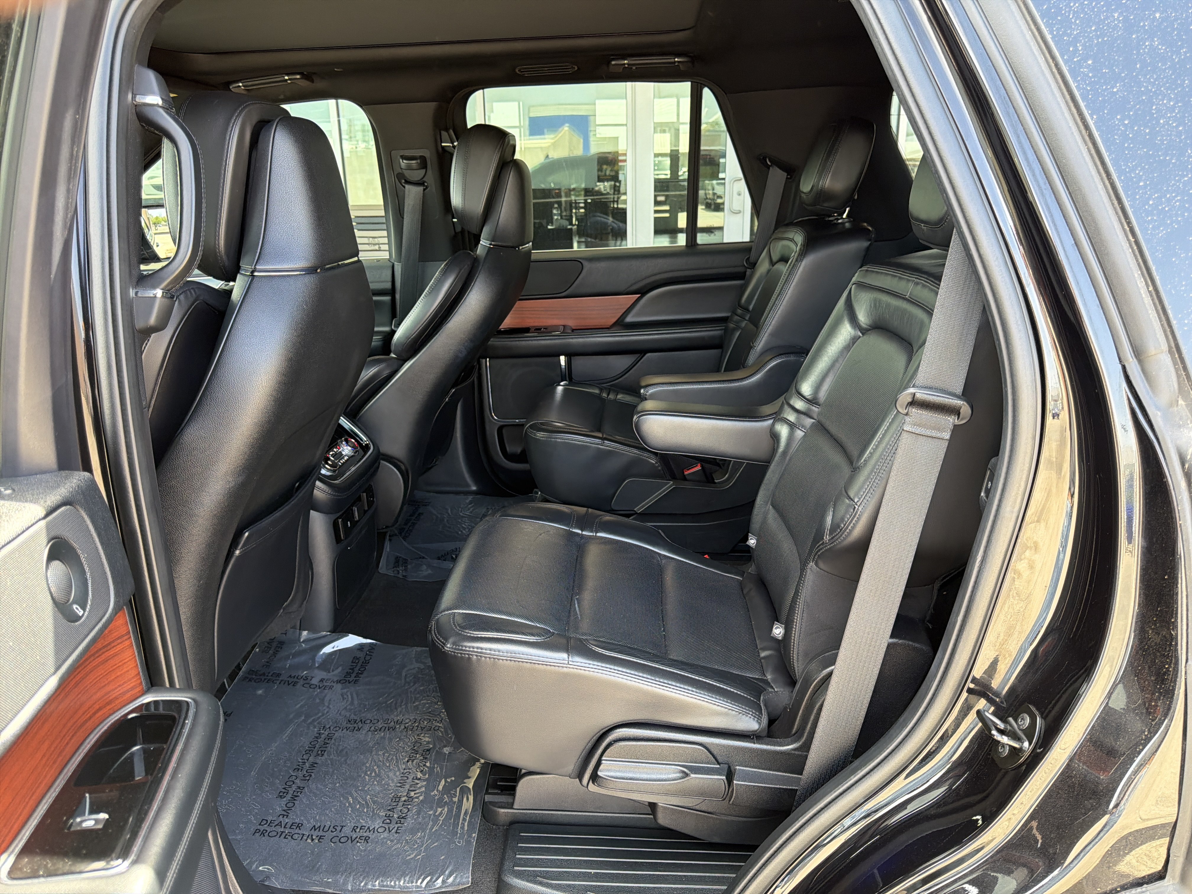 Used 2021 Lincoln Navigator Reserve RWD image 9