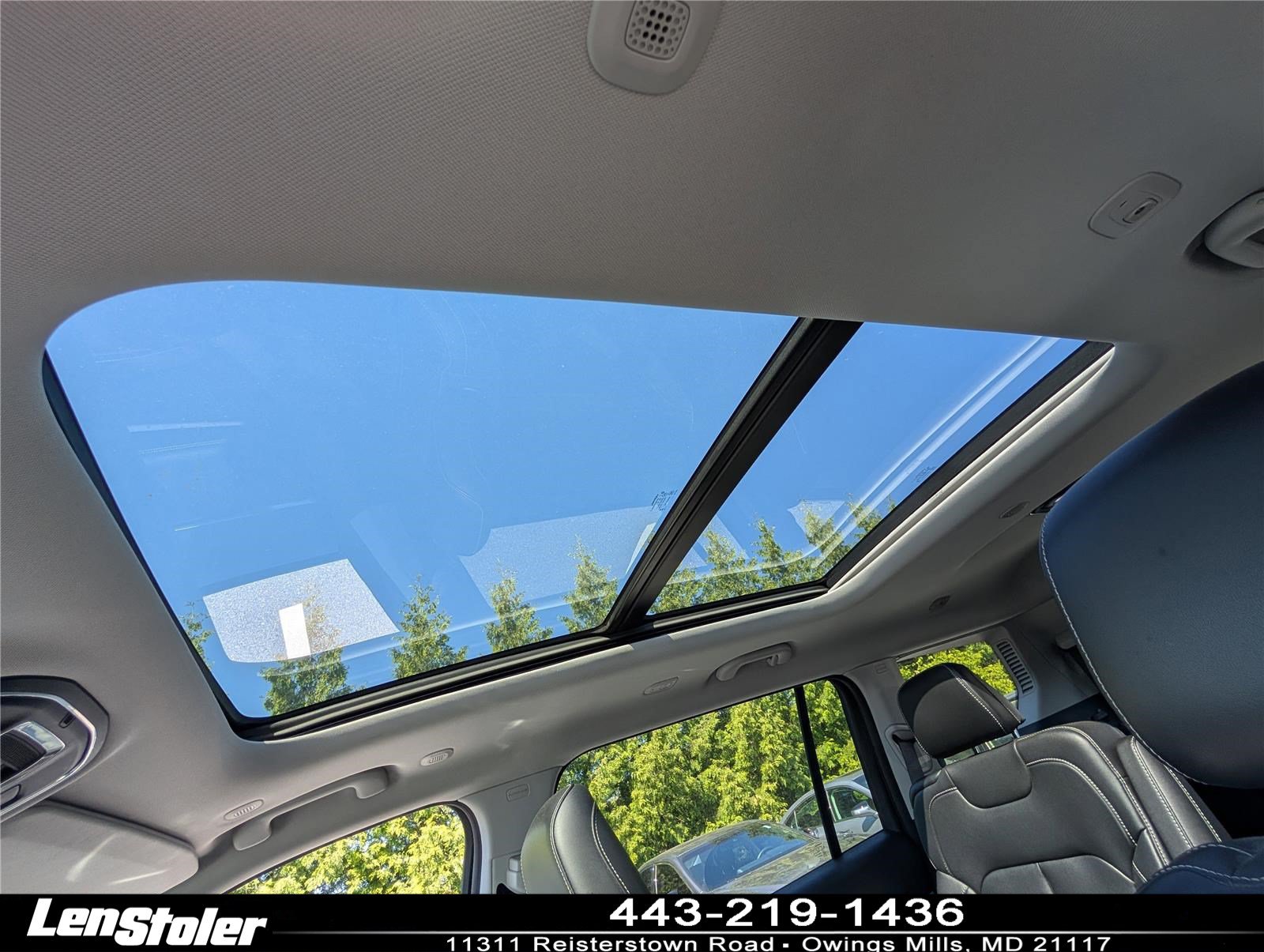 Used 2023 Jeep Grand Cherokee L Limited AWD/4WD image 21