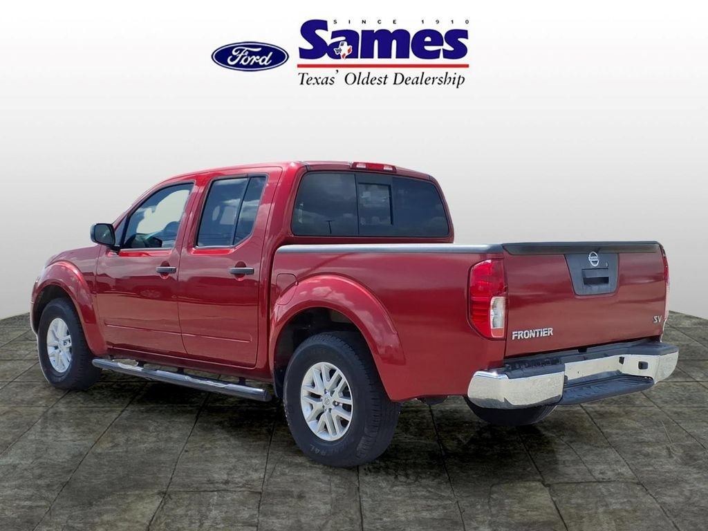 Used 2015 Nissan Frontier SV RWD image 5