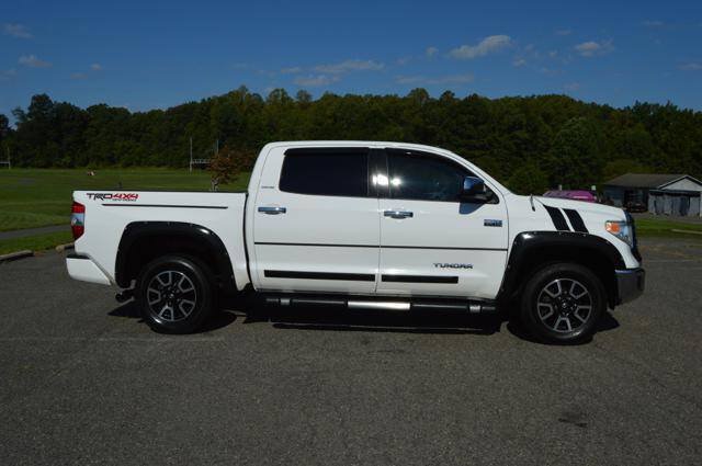Used 2016 Toyota Tundra Limited w/ Limited Premium Package AWD/4WD image 57