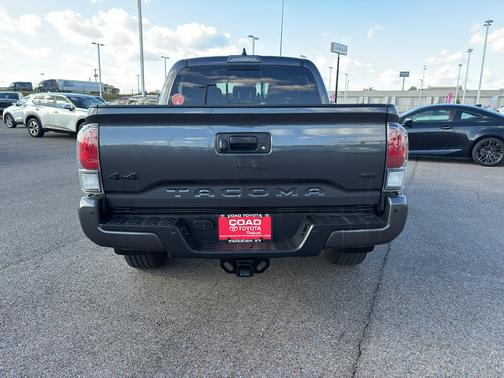 Used 2022 Toyota Tacoma Limited image 4