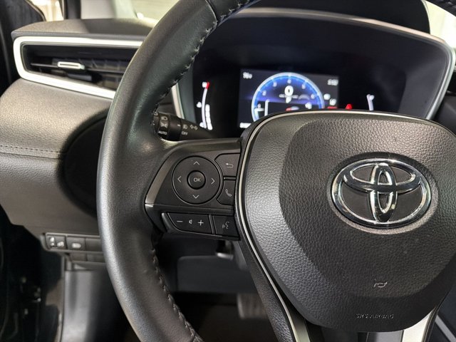 Used 2024 Toyota Corolla Cross XLE FWD image 15