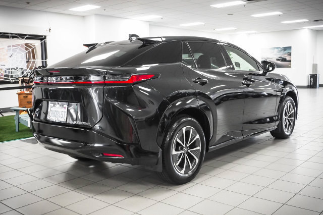 Certified 2024 Lexus RZ 300e Premium w/ Accessory Package (P5) FWD image 6