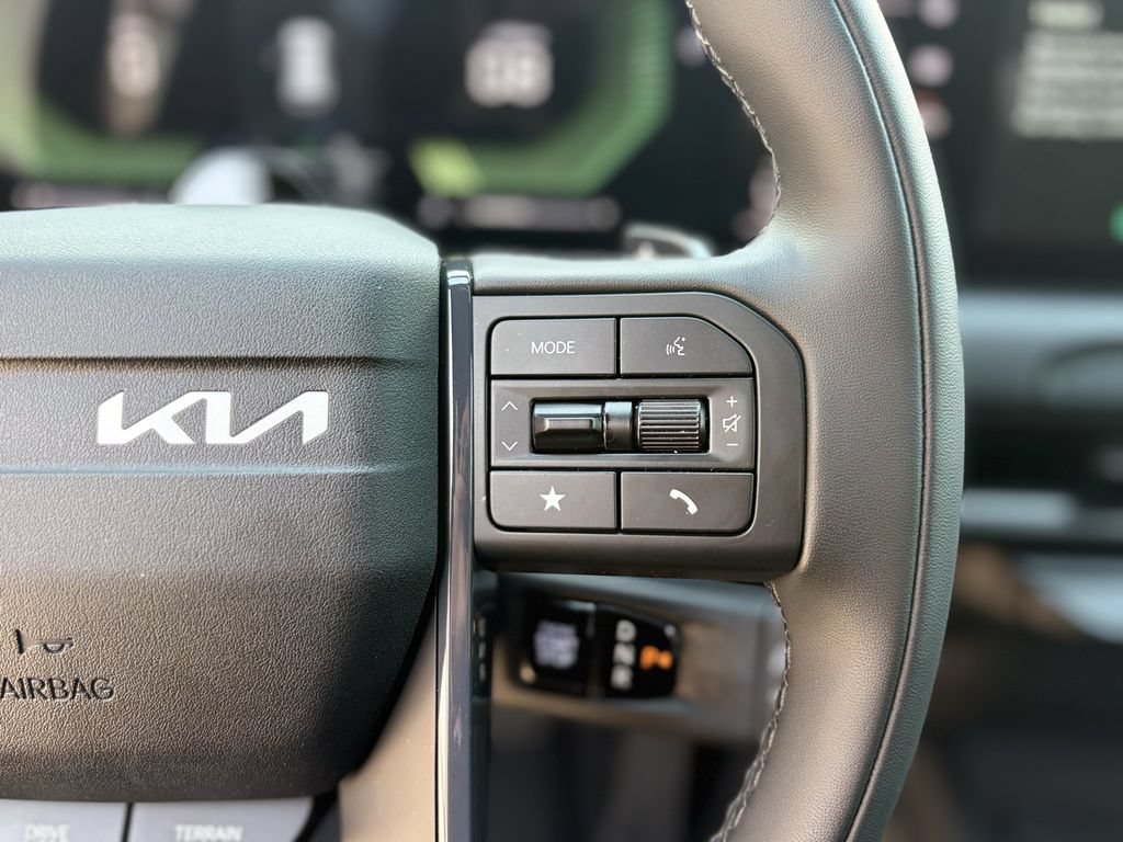 Certified 2027 Kia Telluride EX X-Line w/ Towing Package AWD/4WD image 17