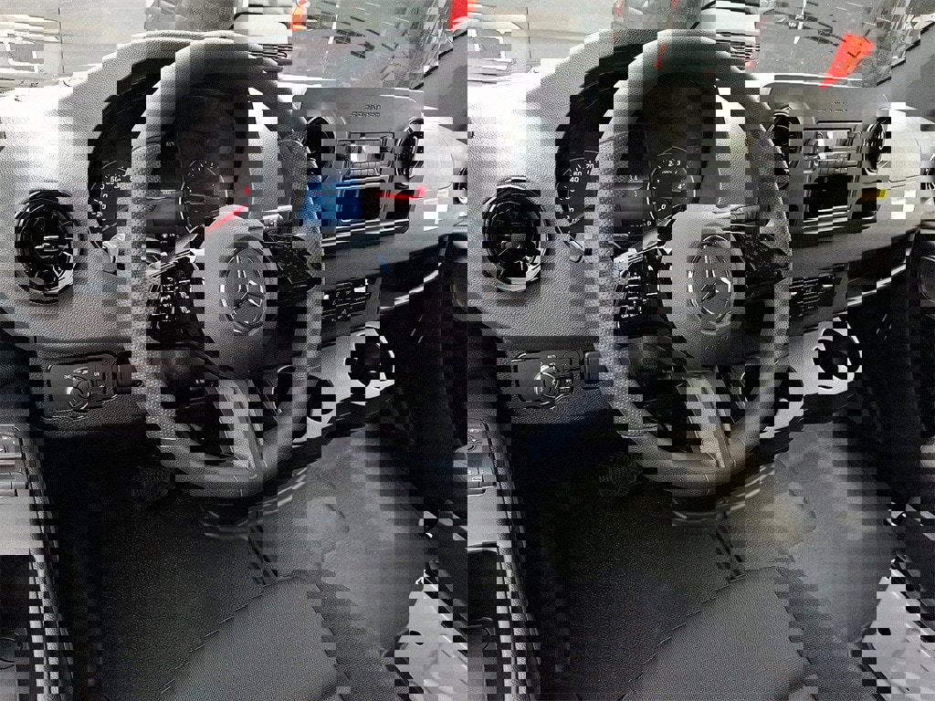 New 2025 Mercedes-Benz Sprinter 3500 image 8