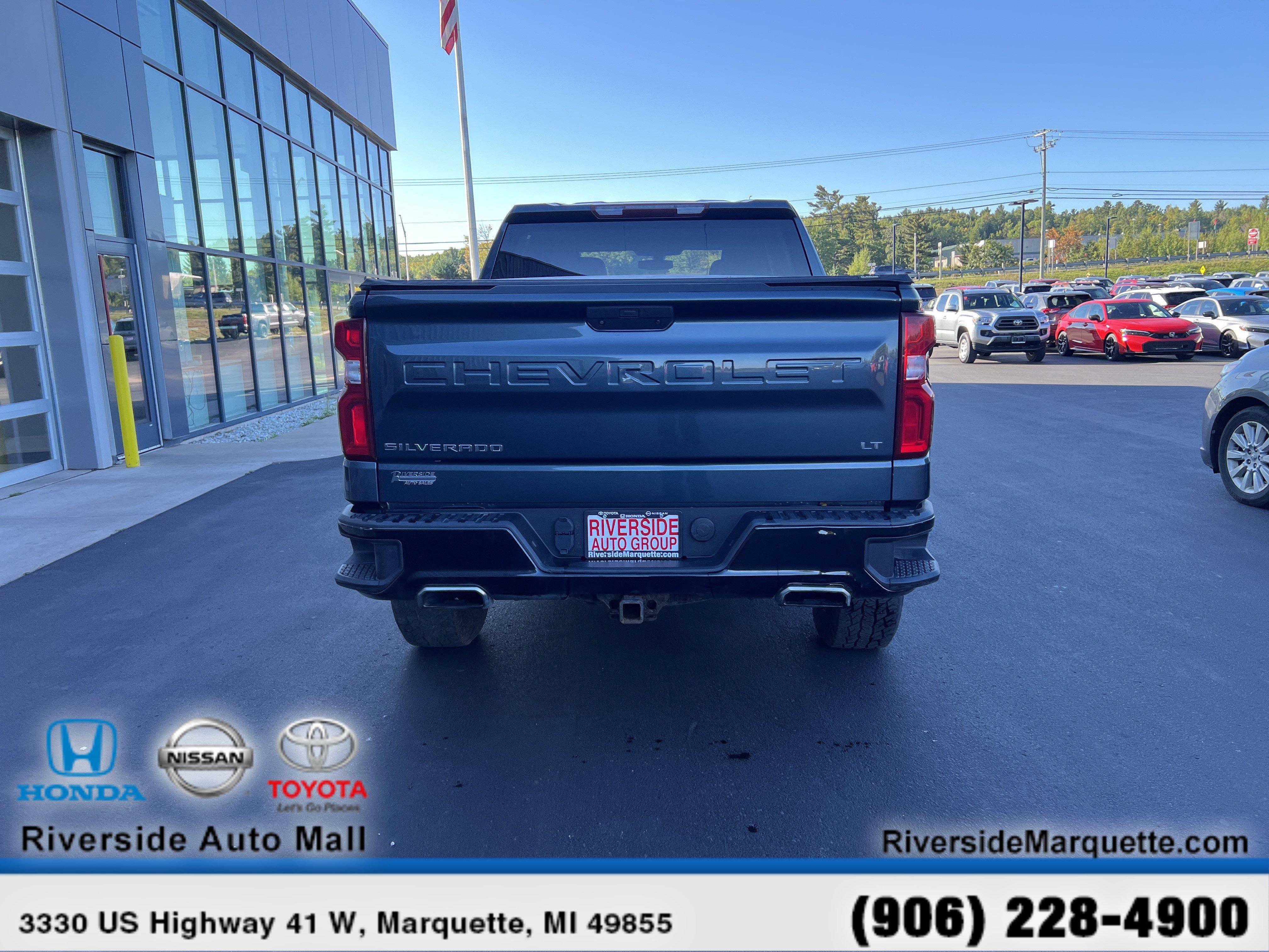 Used 2019 Chevrolet Silverado 1500 LT Trail Boss w/ Convenience Package image 7