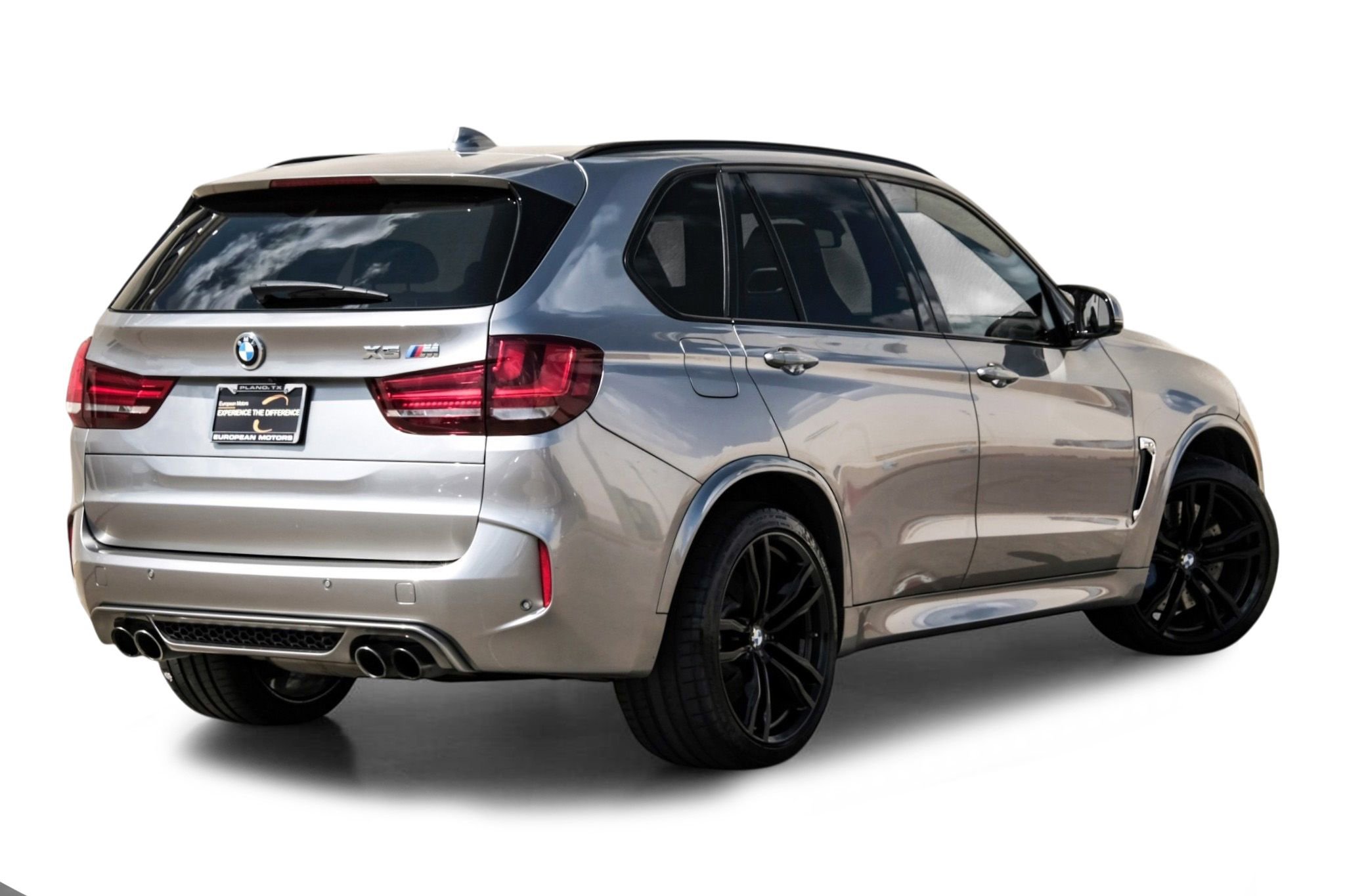 Used 2017 BMW X5 M image 8