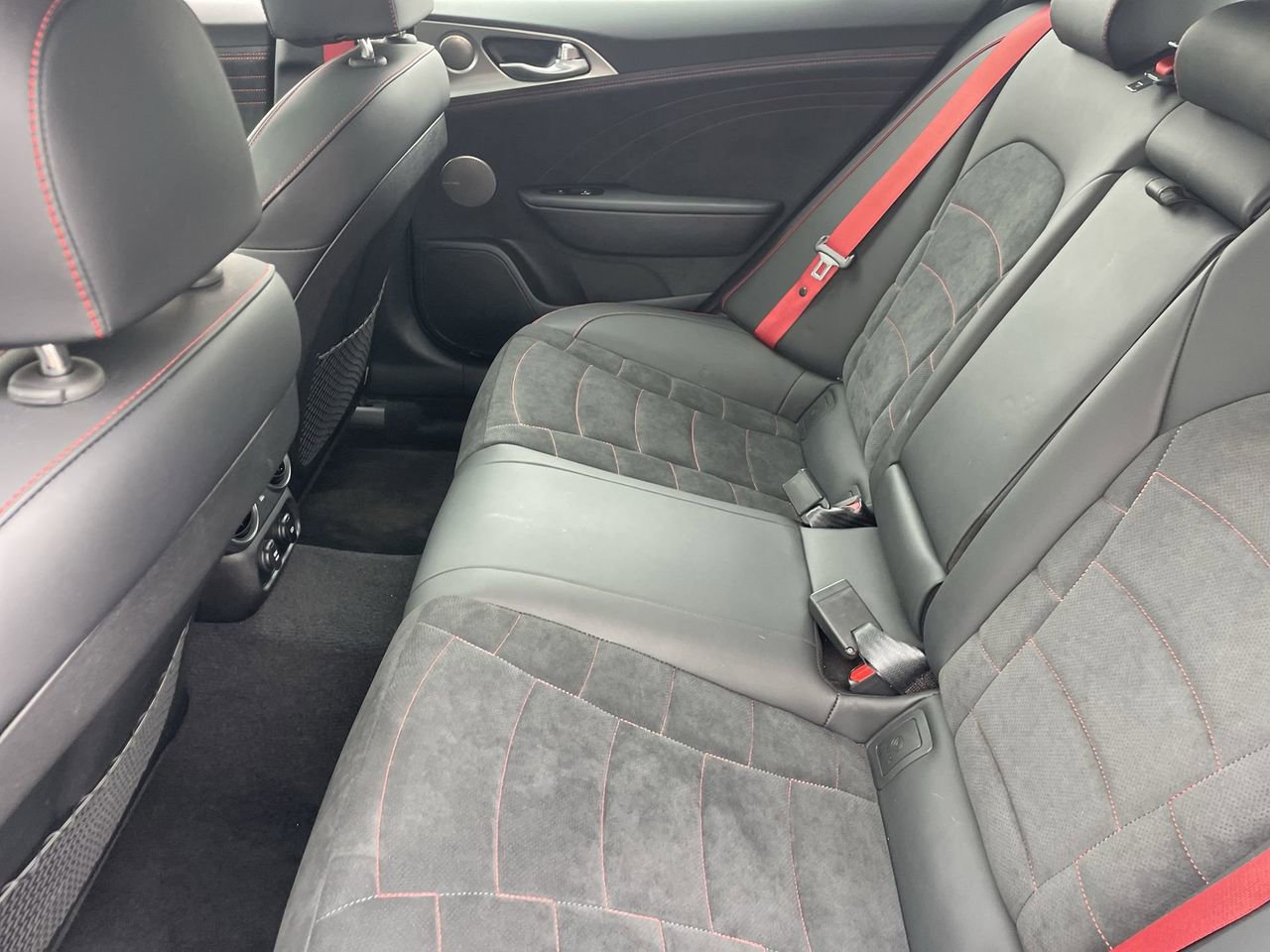 Certified 2023 Kia Stinger GT2 w/ Option Group 015 image 16